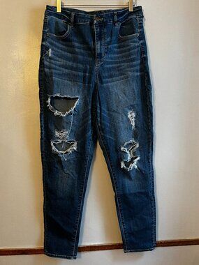 Distressed Curvy Super High Rise Jeggings | American Eagle